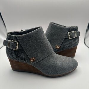 Dr. Scholl's Create Women Boots Grey Size 7.5M Ankle Booties Wedge Heel Flannel